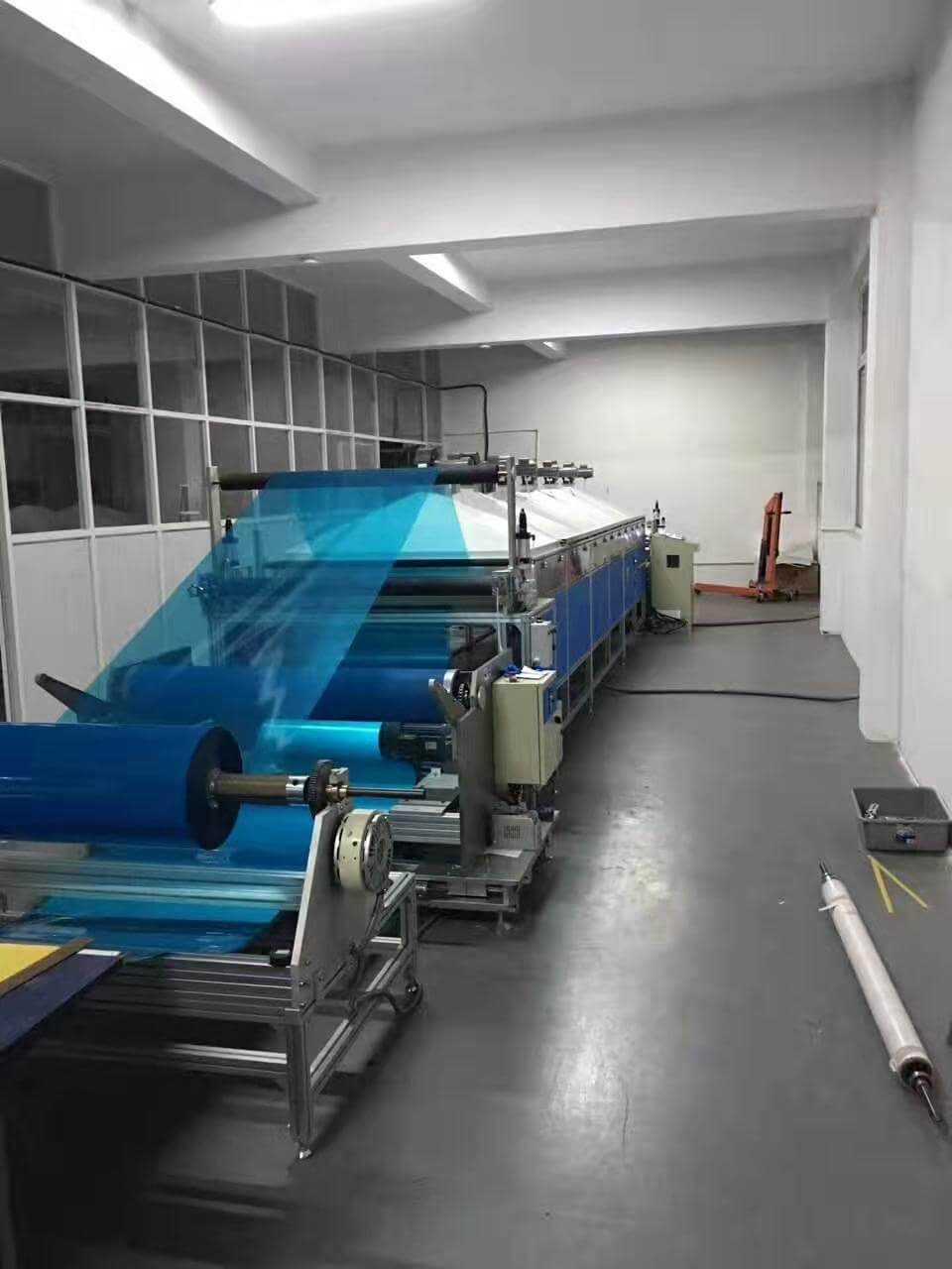 máquina de recubrimiento personalizada con éxito a través de la producción de prueba